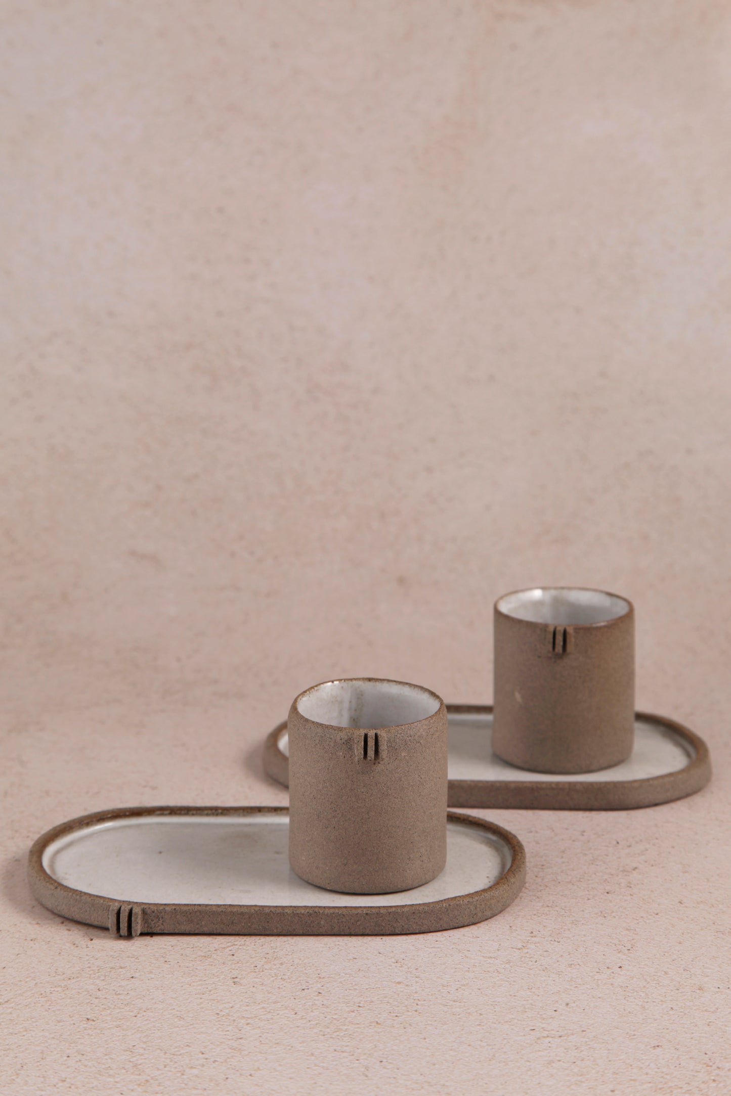 Tiny tray in salt & pepper color - cup and saucer